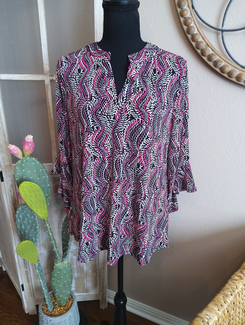 Dear Scarlett Pink Black White Patterned Split-Neck Blouse